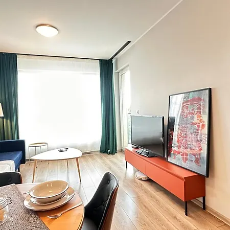 Momoapart - Downtown Tram Depot * Wrocław