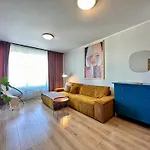 Apartment Momoapart - Downtown Tram Depot *