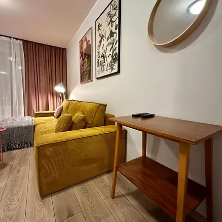 Momoapart - Downtown Tram Depot Apartment Breslau