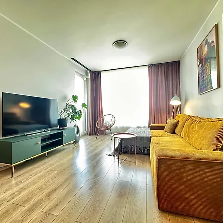 Momoapart - Downtown Tram Depot *